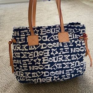 BNWT Dooney & Bourke Tote